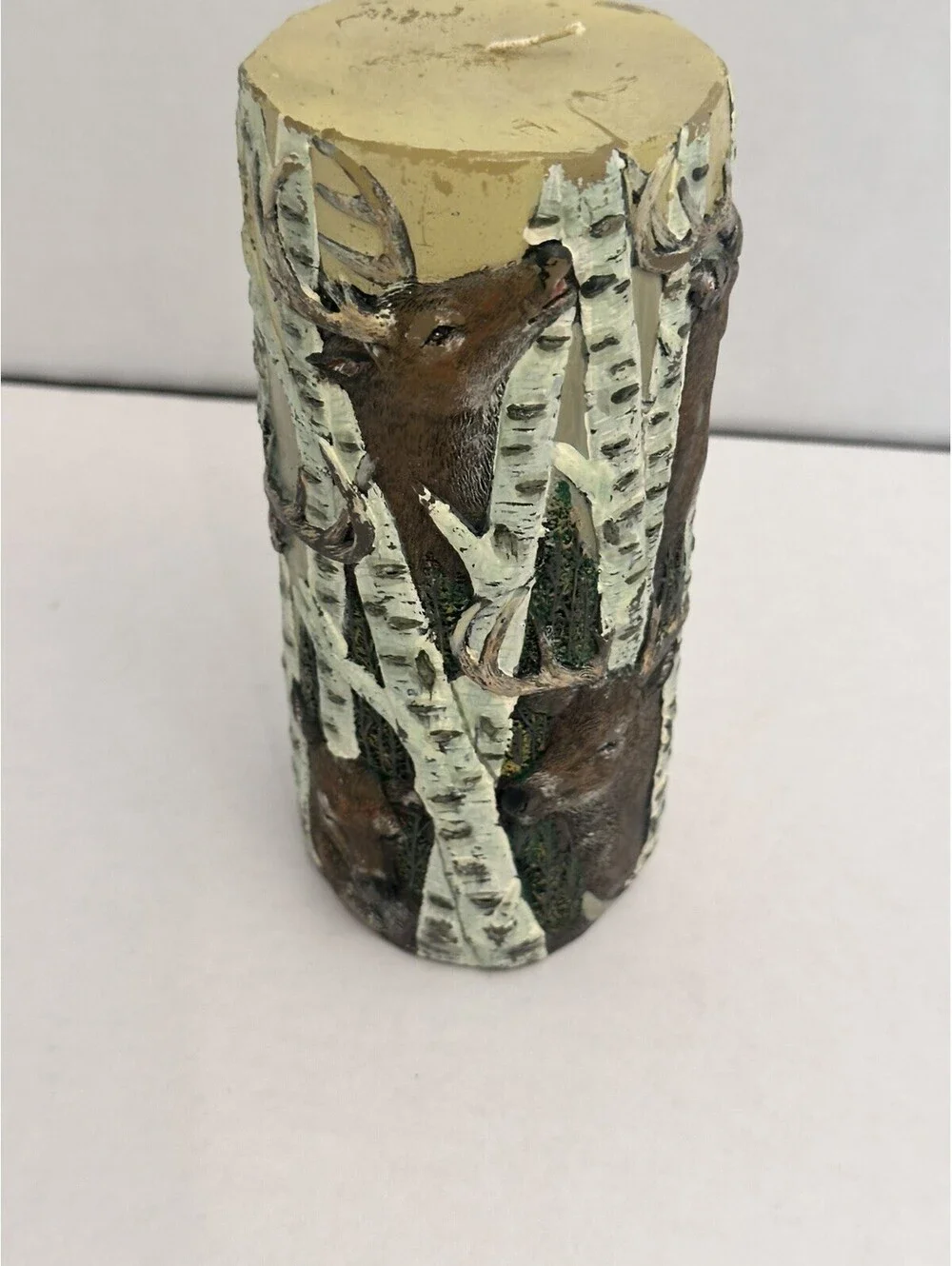 Deer Buck Hunting Woods 25 oz - 3D Pillar Candle - 6.5 x 3 - New (Unlit)